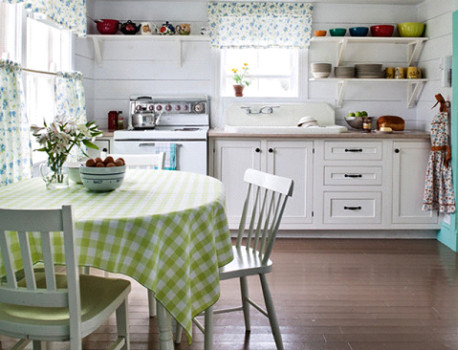 Cottage Kitchens