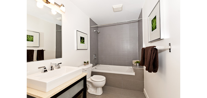 Modern Bathroom - Bathroom Renovation Gallery | Avonlea Kitchen & Bath